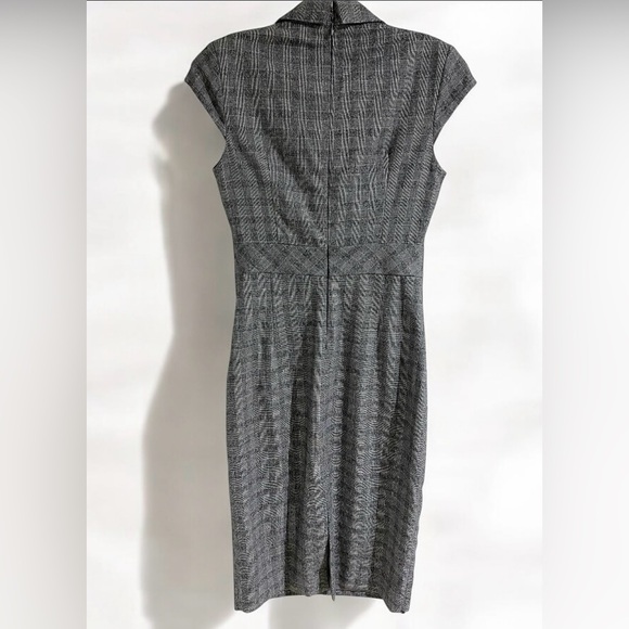 🔮LE CHATEAU DRESS🔮 - Picture 3 of 9